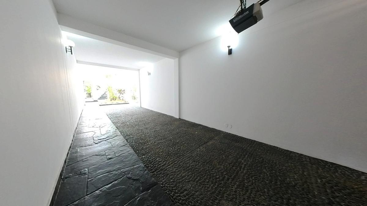ALQUILER DE LINDA CASA DE 3 PISOS EN PIMENTEL